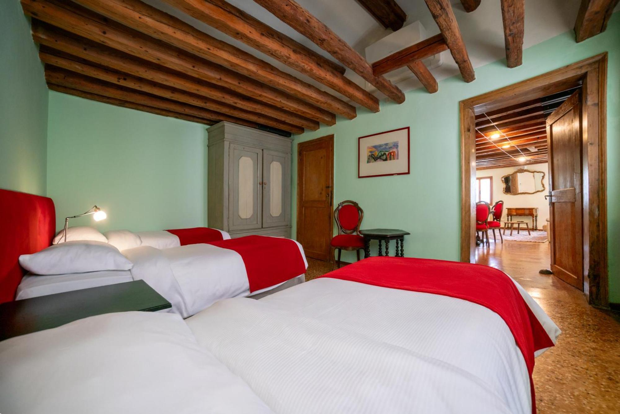 Palazzo San Luca Hotell Venedig Exteriör bild