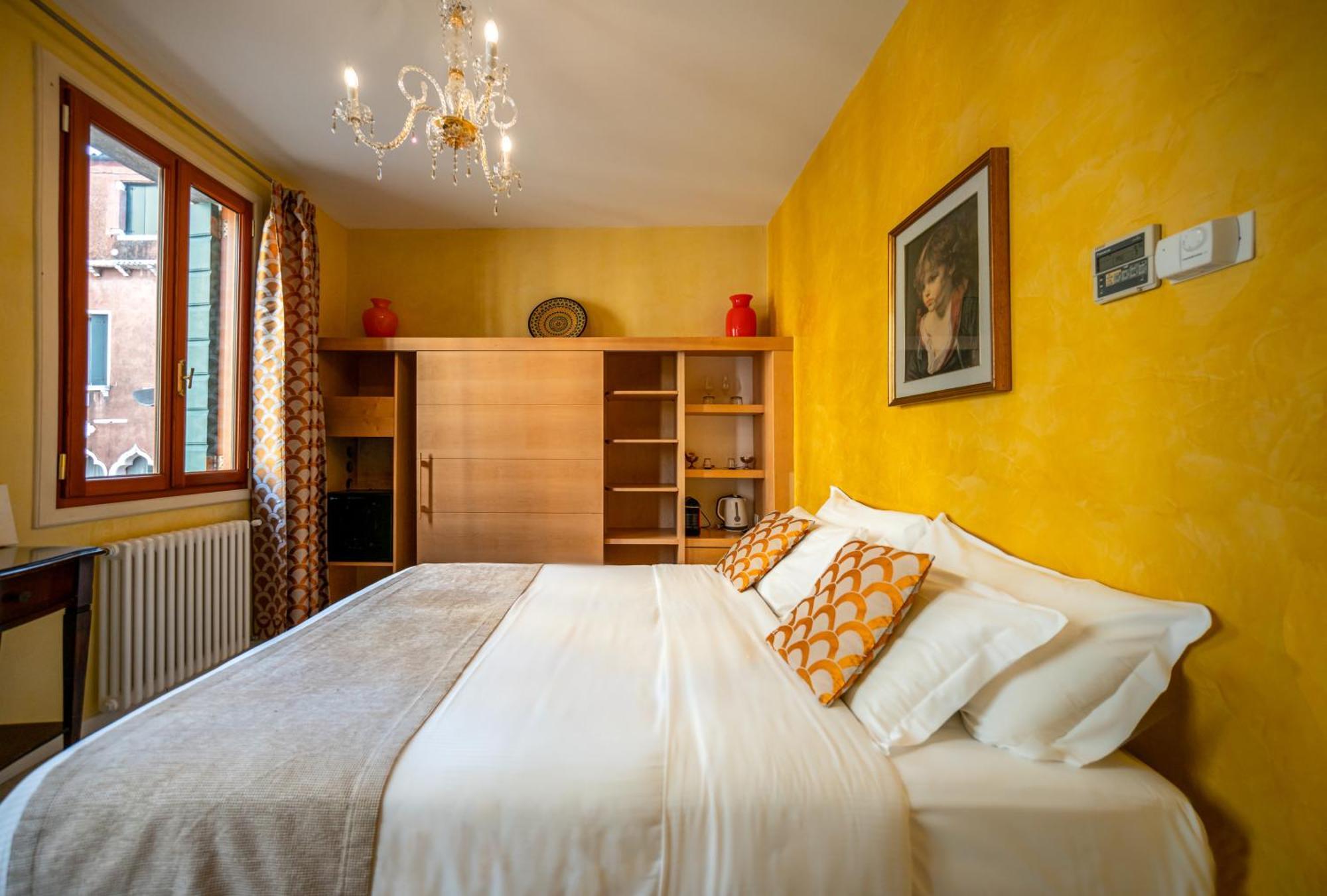 Palazzo San Luca Hotell Venedig Rum bild