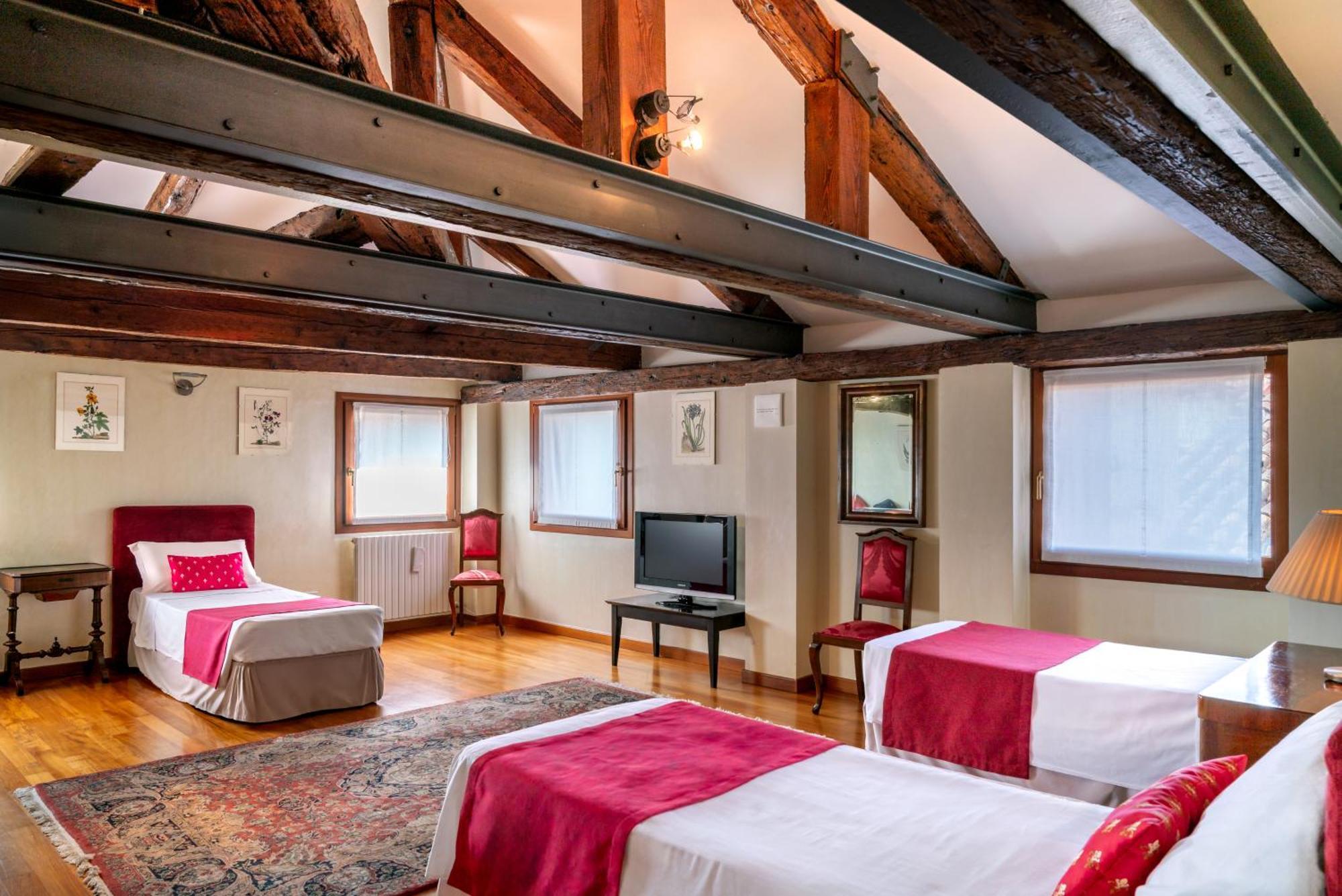 Palazzo San Luca Hotell Venedig Rum bild
