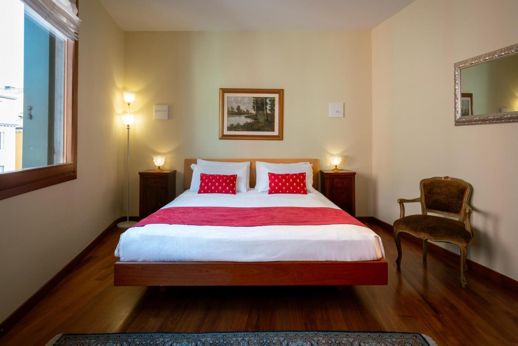 Palazzo San Luca Hotell Venedig Rum bild