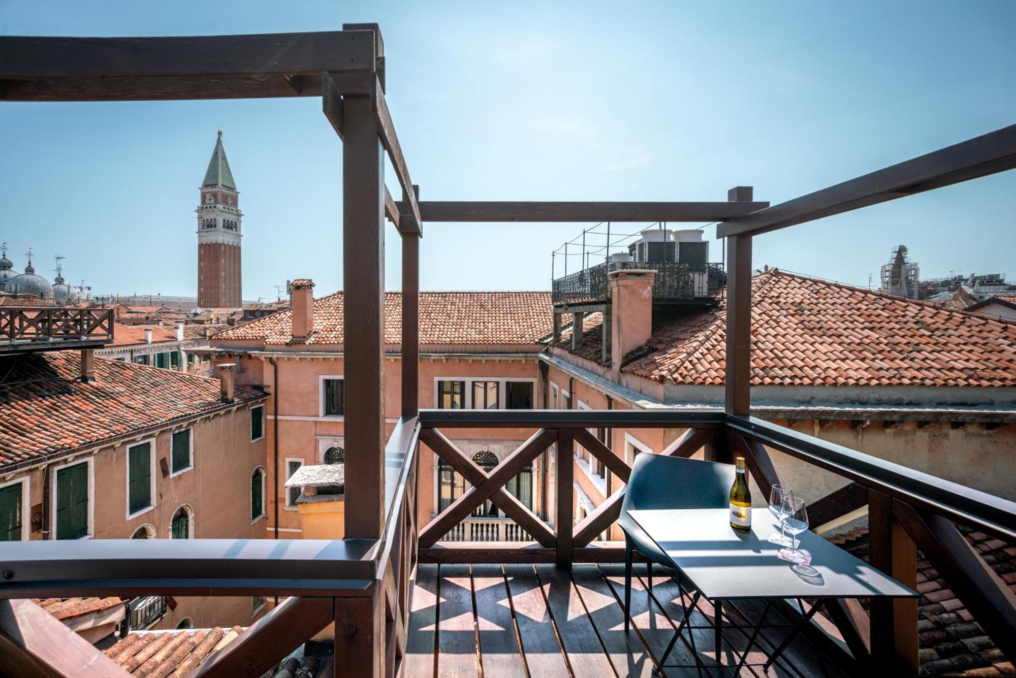 Palazzo San Luca Hotell Venedig Rum bild
