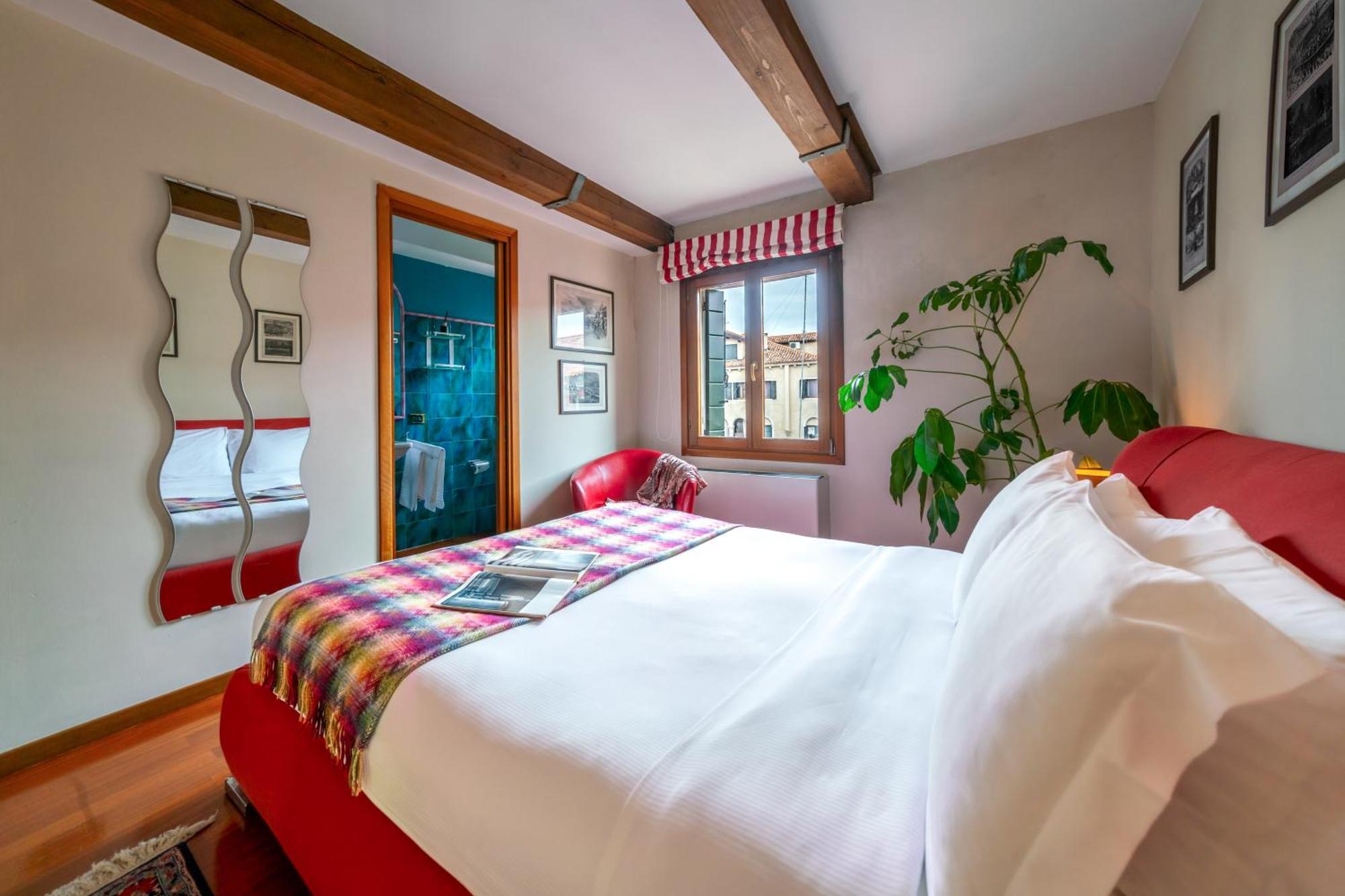 Palazzo San Luca Hotell Venedig Rum bild