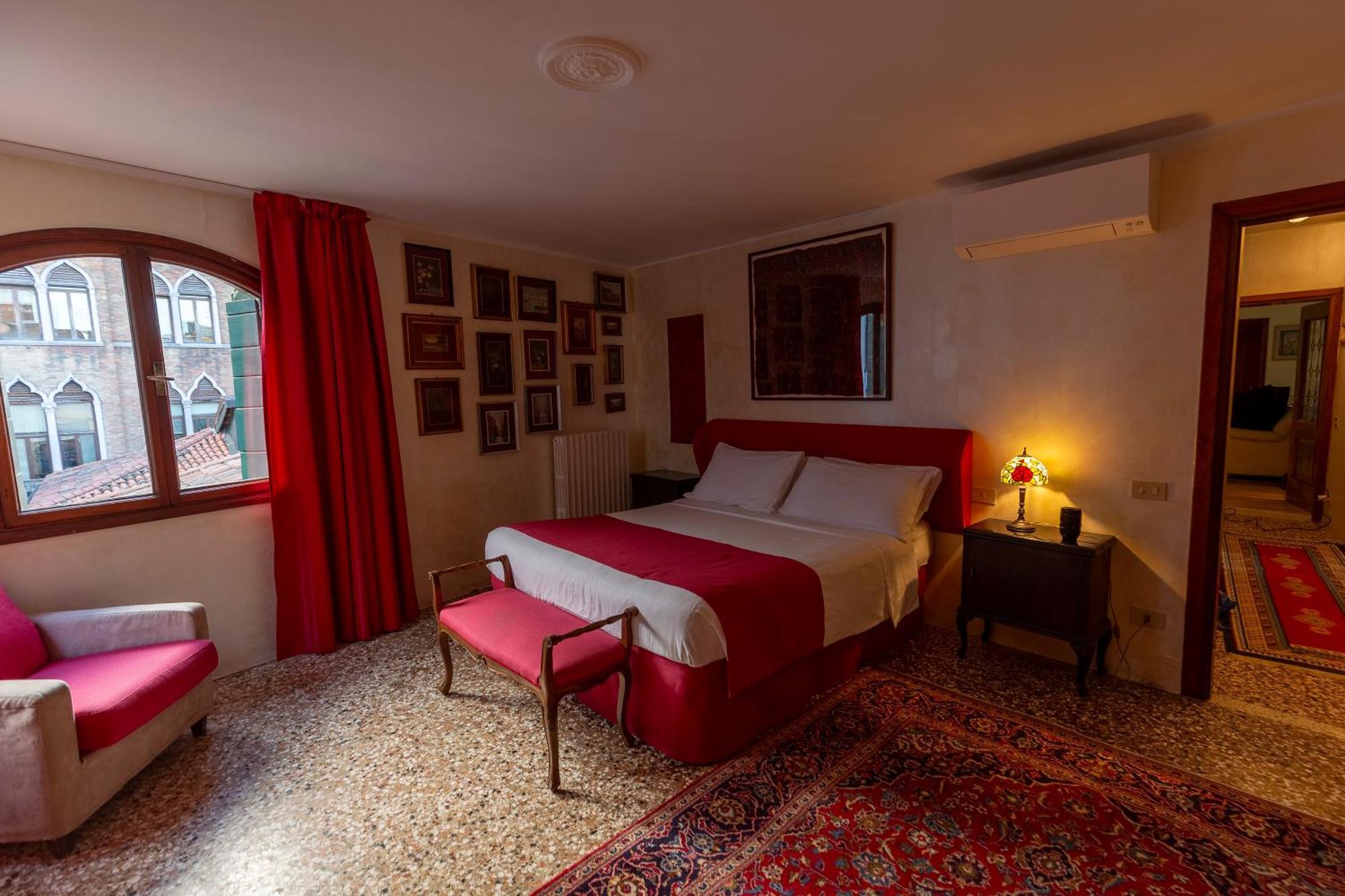Palazzo San Luca Hotell Venedig Rum bild